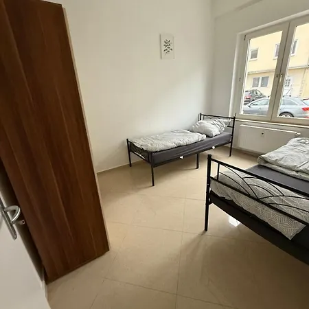 公寓 Monteurswohnung Bei Koeln,duesseldorf Wlan, Parkplatz, Kueche 勒沃库森