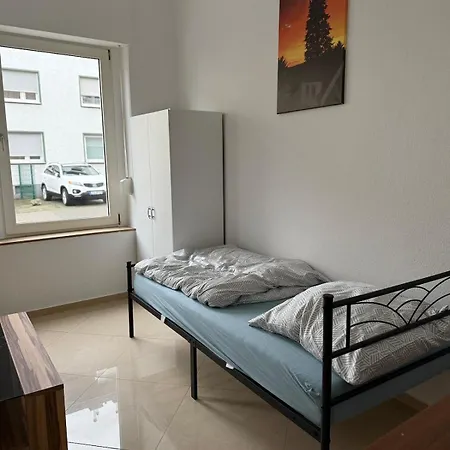 شقة Monteurswohnung Bei Koeln,duesseldorf Wlan, Parkplatz, Kueche