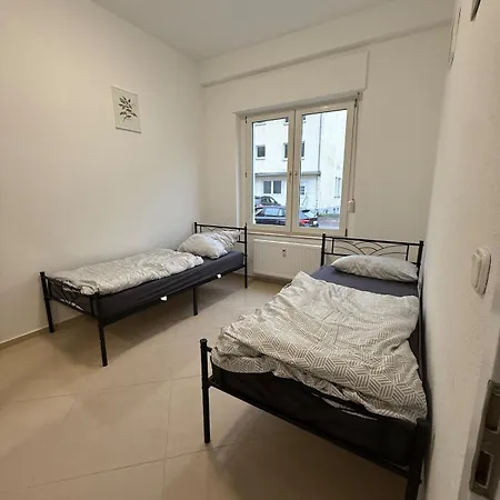 公寓 Monteurswohnung Bei Koeln,duesseldorf Wlan, Parkplatz, Kueche *